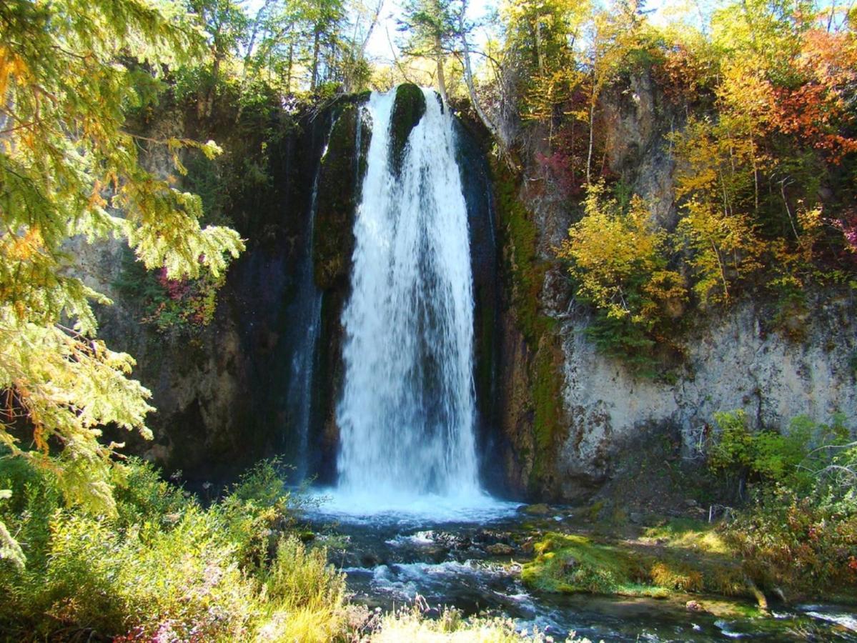 Spearfish Canyon Lodge מראה חיצוני תמונה