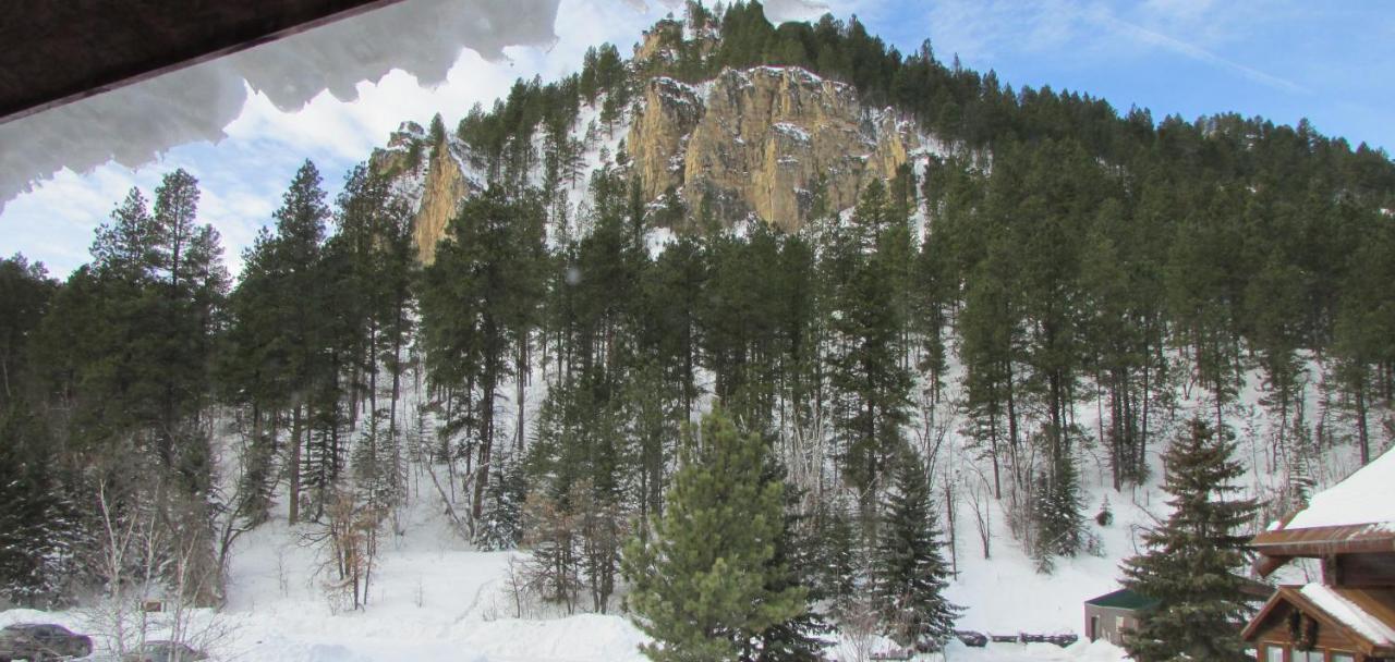 Spearfish Canyon Lodge מראה חיצוני תמונה