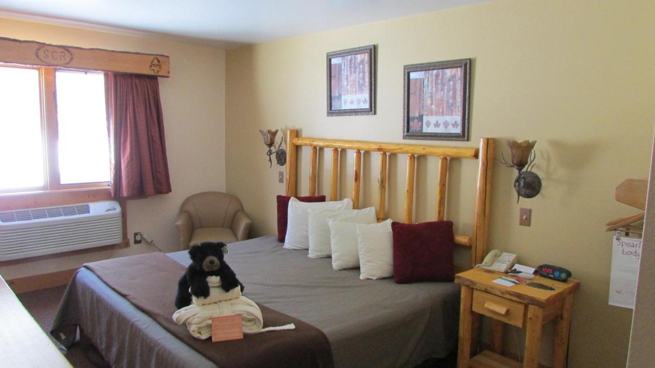 Spearfish Canyon Lodge מראה חיצוני תמונה