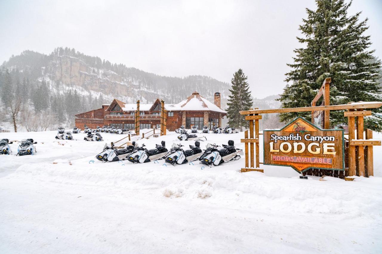 Spearfish Canyon Lodge מראה חיצוני תמונה