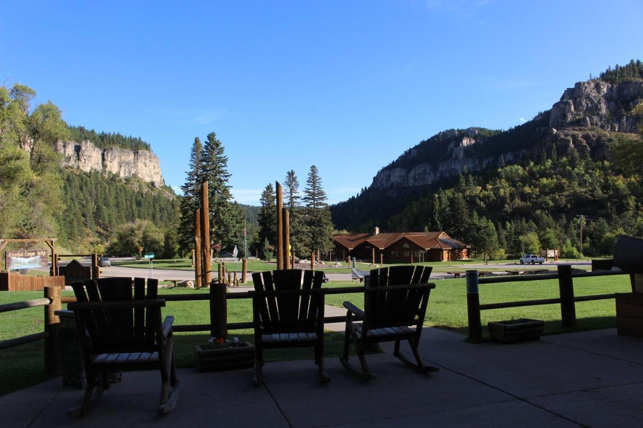 Spearfish Canyon Lodge מראה חיצוני תמונה